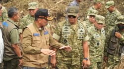 Pangdam XXII/TB Dampingi Kasad dan Kepala BNPB Tinjau Penanganan Karhutla di Kalimantan Selatan dan Kalimantan Tengah